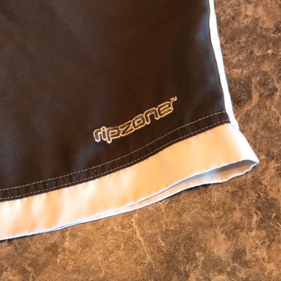 Rip zone swim trunks - Picture 2 of 9